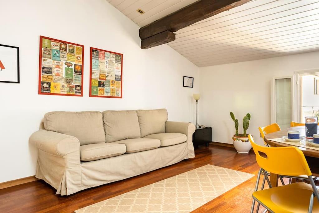 Lovely One-Bedroom Attic In An Ancient Village 볼로냐 외부 사진